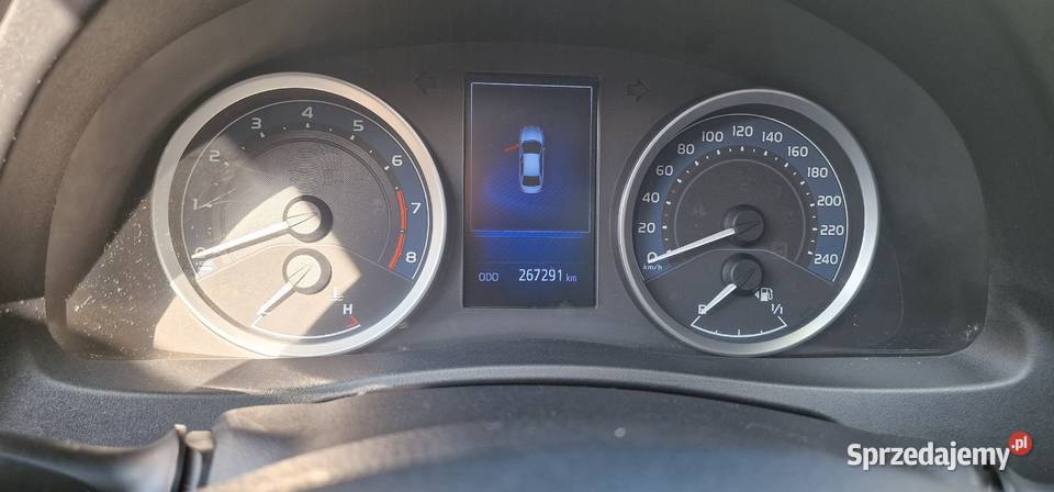 Toyota Corolla benzyna z LPG centralny zamek