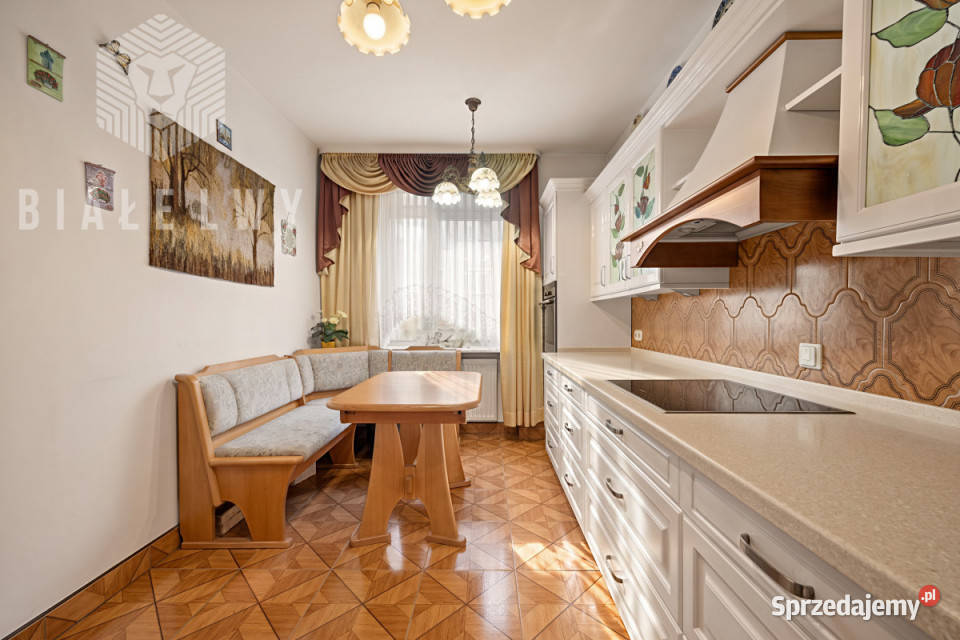 sprzedaży mieszkania 12747m2 4 pokoje Warszawa Piętro 2