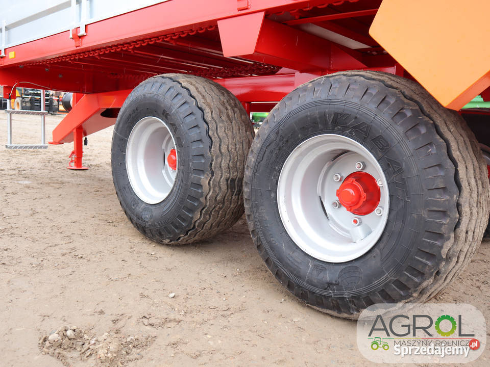 Rozrzutnik obornika 6 8 ton Roltrans wałki Nawożenie Płock sprzedam