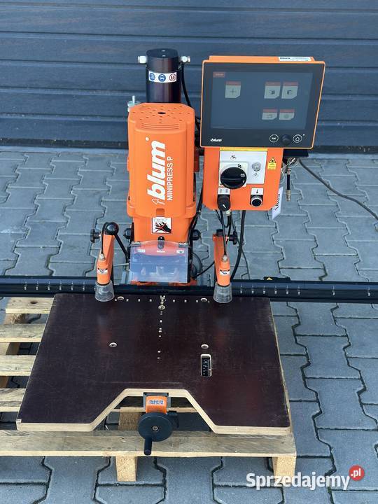 Wiertarka do zawiasów BLUM MiniPress P EASYSTICK