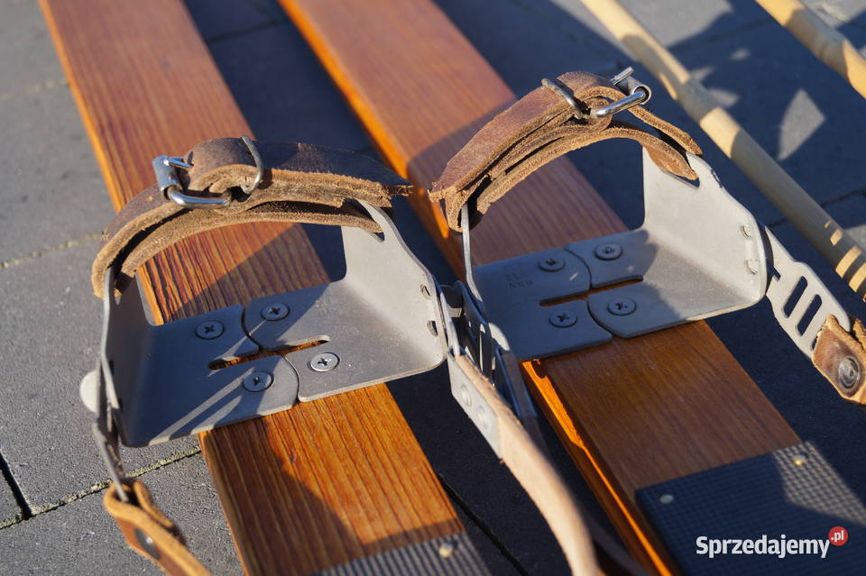 Stare narty jesionowe 165 kijki