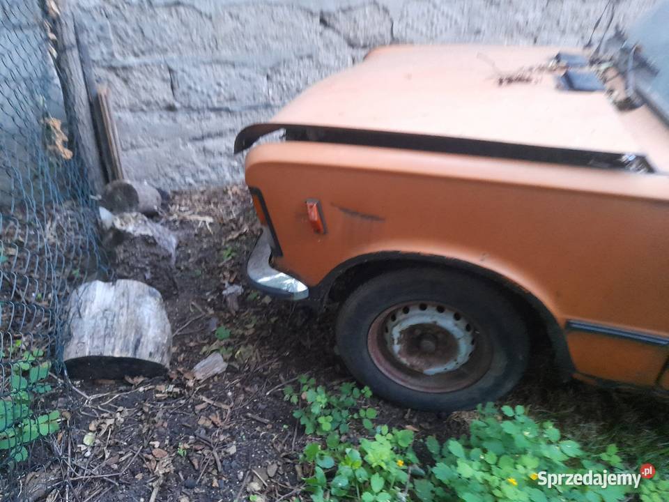 Duży fiat Sedan / Limuzyna mazowieckie Mordy