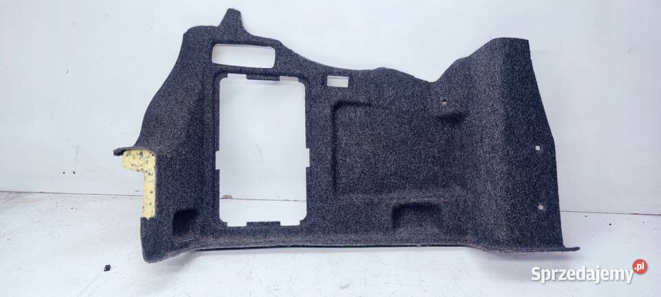 BOCZEK BAGAŻNIKA PRAWY AUDI A3 CABRIO 8P7863879B Przystajń