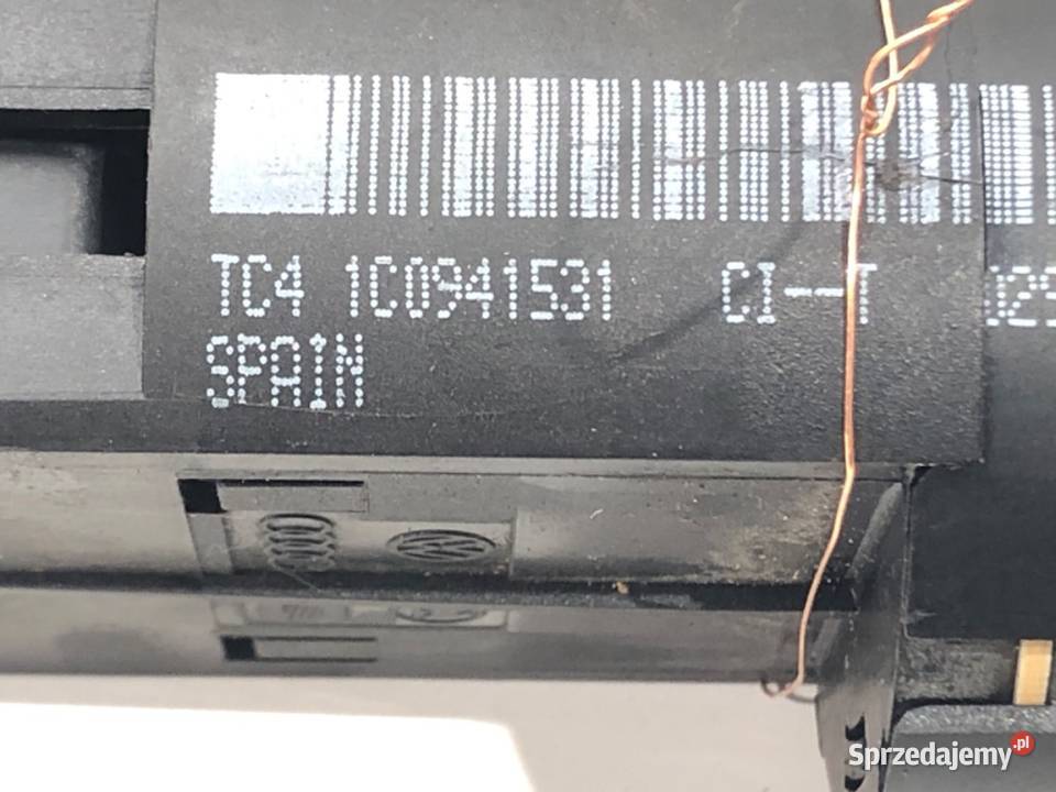 WŁĄCZNIK ŚWIATEŁ VW SHARAN 1C0941531 9510 osobowe