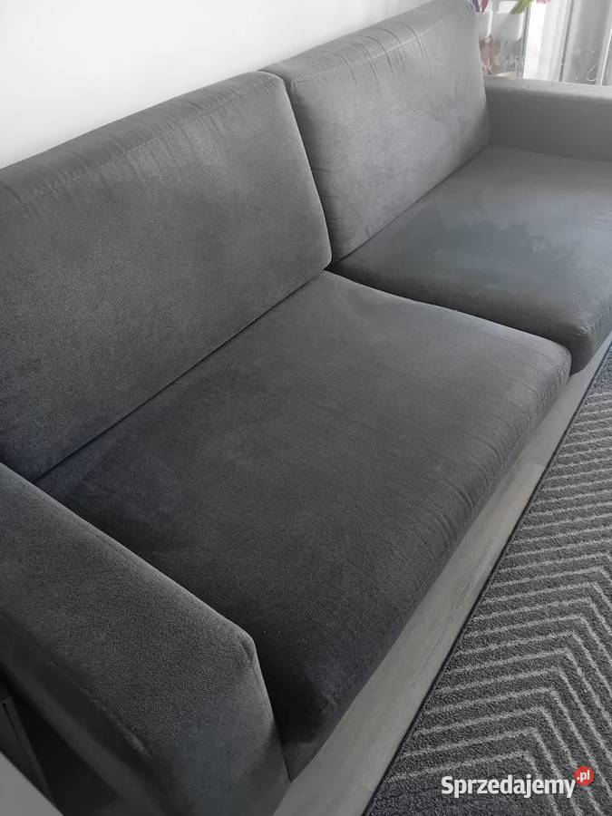 Sprzedam tanio nierozkładaną sofę o szer 220 tkanina Kraków