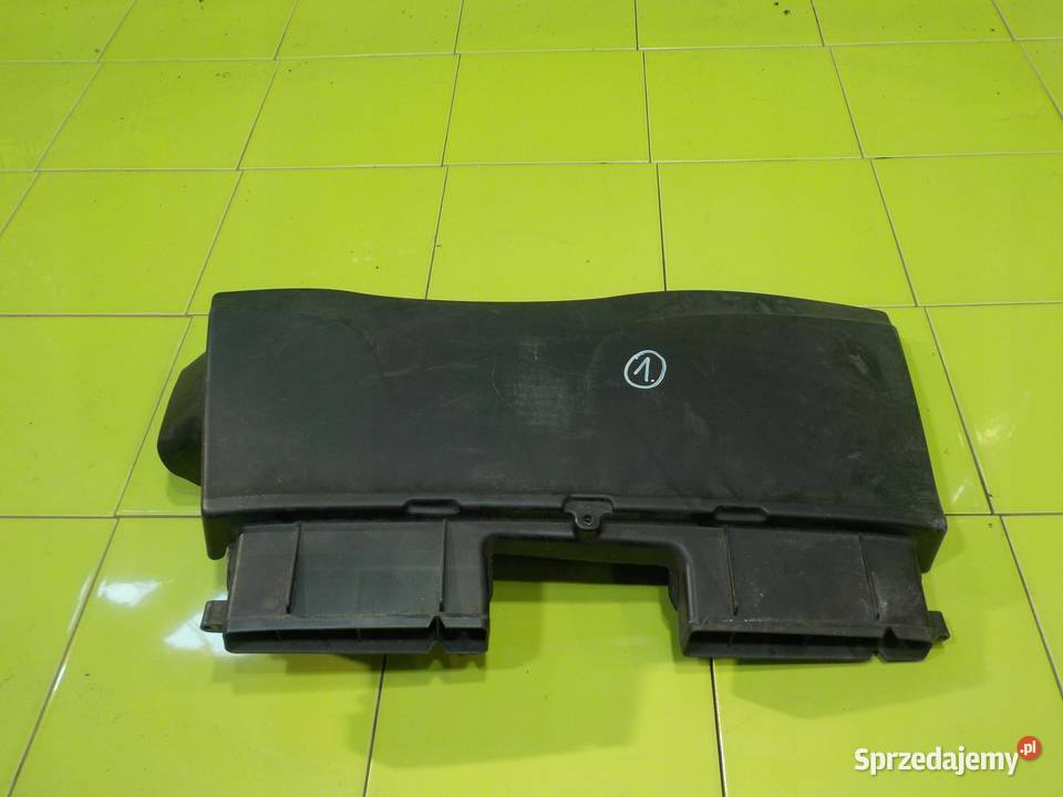 VOLVO V50 LIFT 20 D 09r obudowa modulu komputera Pozostałe Suków sprzedam