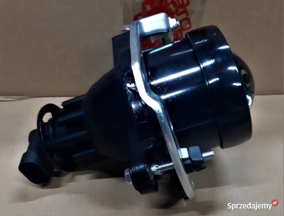 Reflektor przedni lampa przód cf moto cforce 550 Lisica