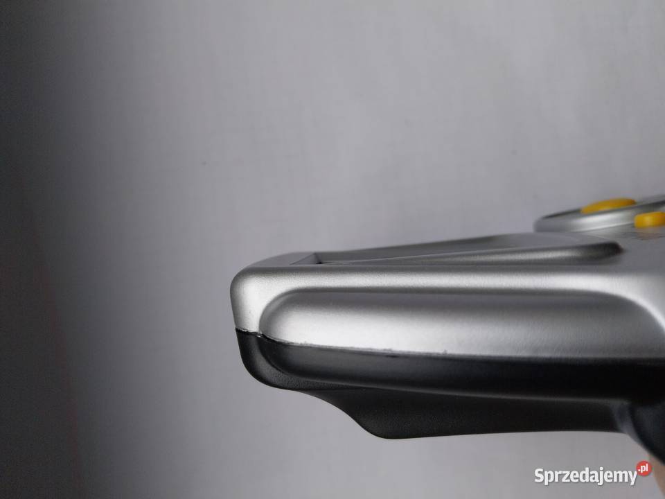 Sprzedam mini konsolę przenośną dolnośląskie Wałbrzych