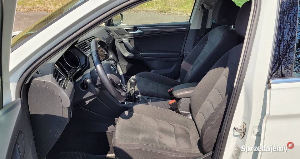 Volkswagen Tiguan II 20 TDI 150 HIGHLINE Samochody osobowe Kraków