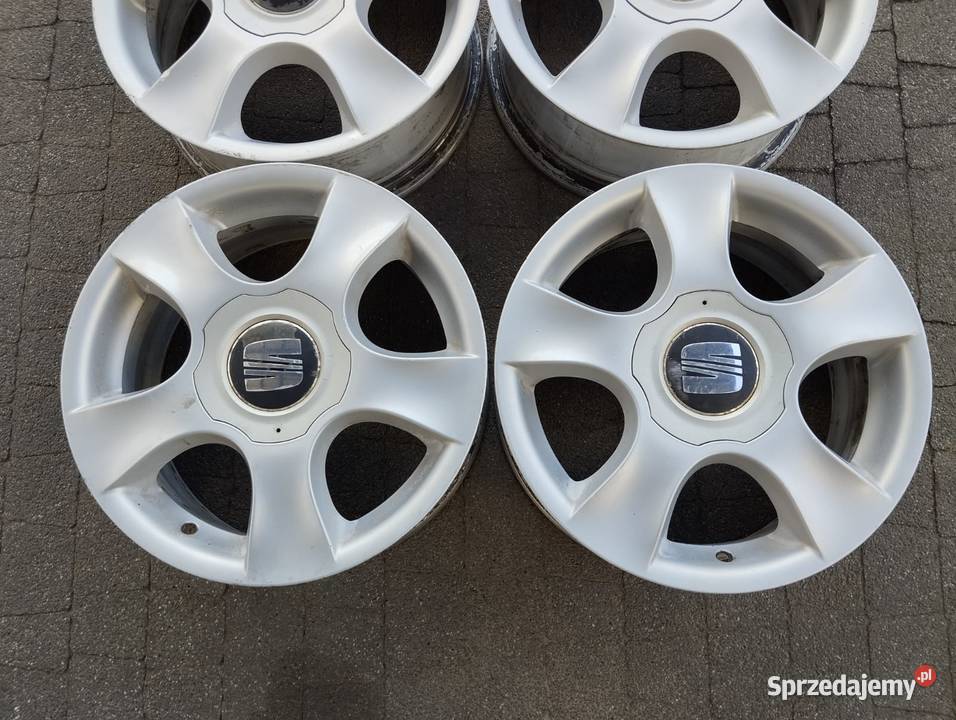 Felgi Seat 15 4x100 6J ET43 571mm komplet Samochodowe Kamieniec sprzedam