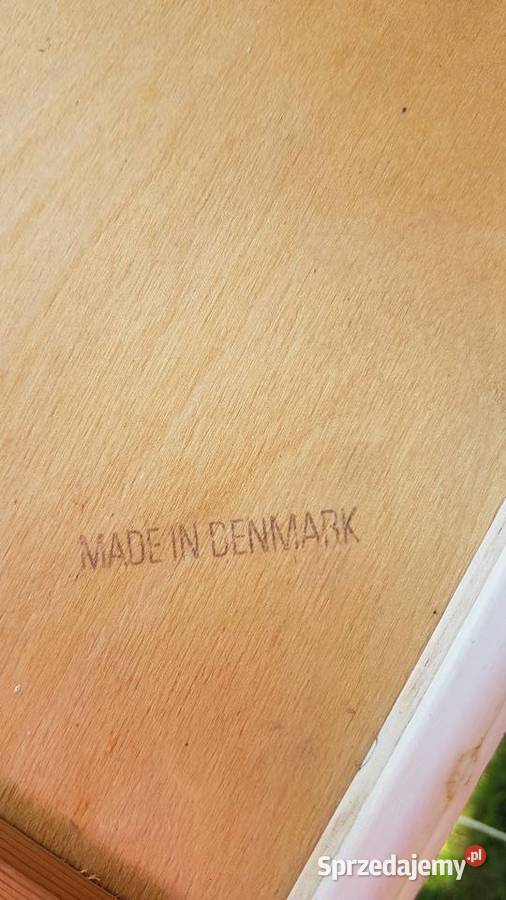 drewniana bielona półka z szufladką Białogard