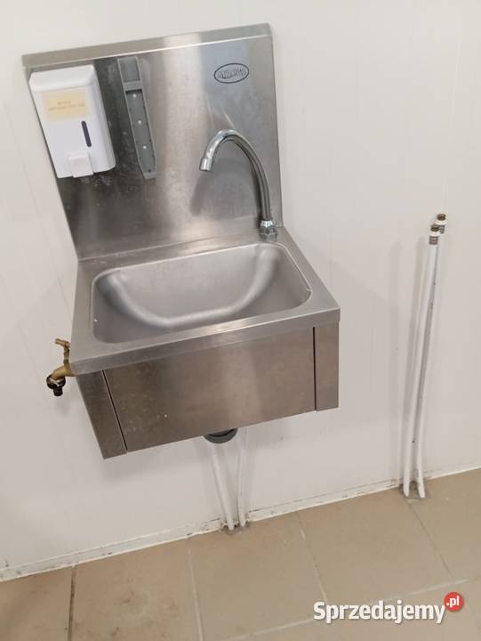 Do wynajęcia budynek z możliwością produkcji i Osiecza Pierwsza sprzedam