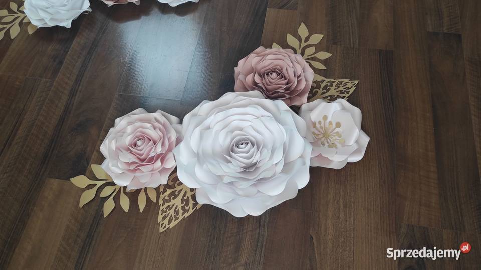 Zestaw róż 3D Jaroszyn-Kolonia sprzedam