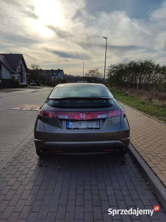 Honda Civic VIII Executive 18 iVTEC 140