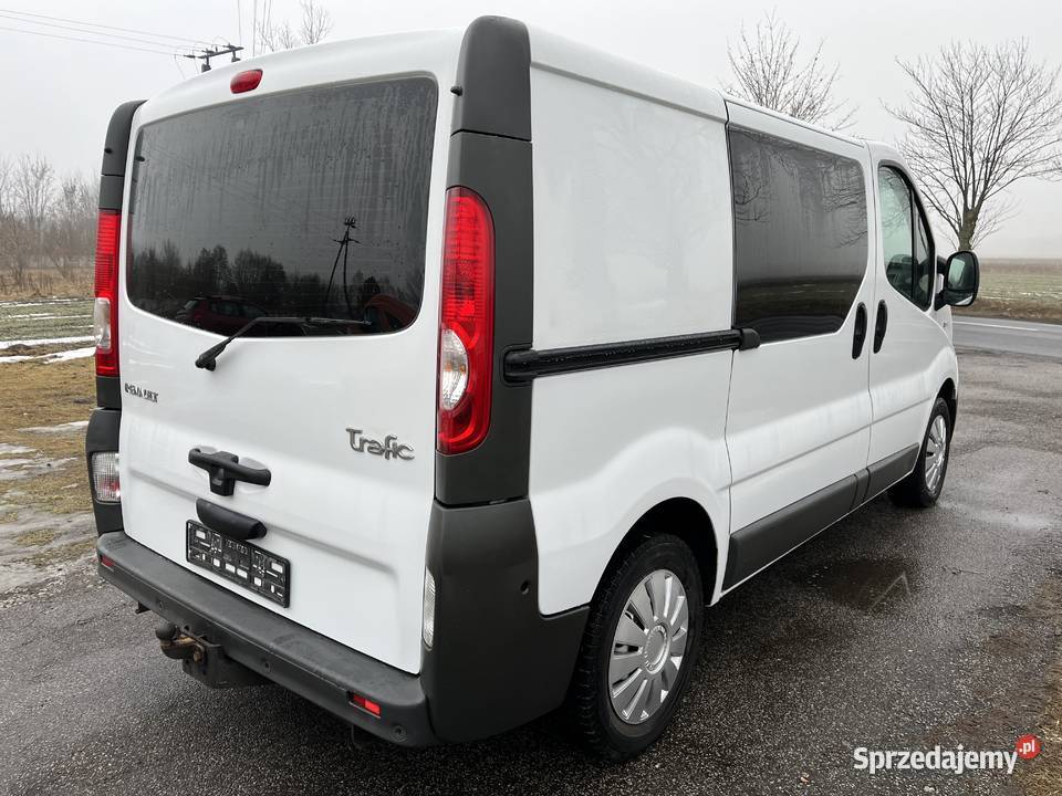 Renault Trafic 2012 Klima Hak Napęd przednia oś