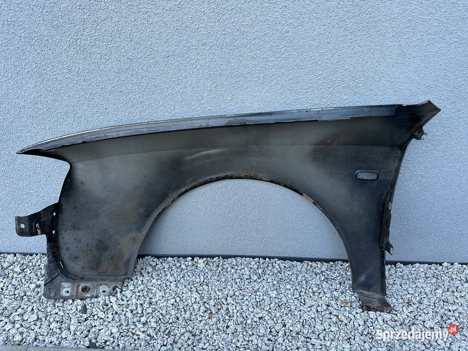 BŁOTNIK PRAWY PRZÓD AUDI A6 C6 Mirsk