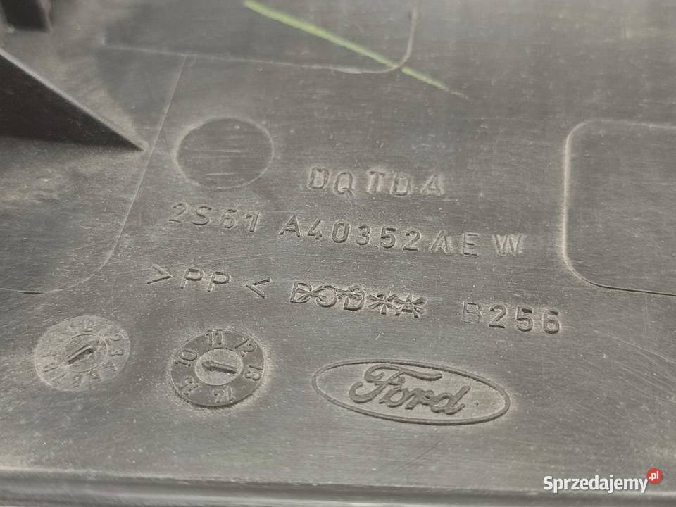 UCHWYT PLASTIK OSŁONA BAGAŻNIKA FORD FIESTA MK5 sprzedam