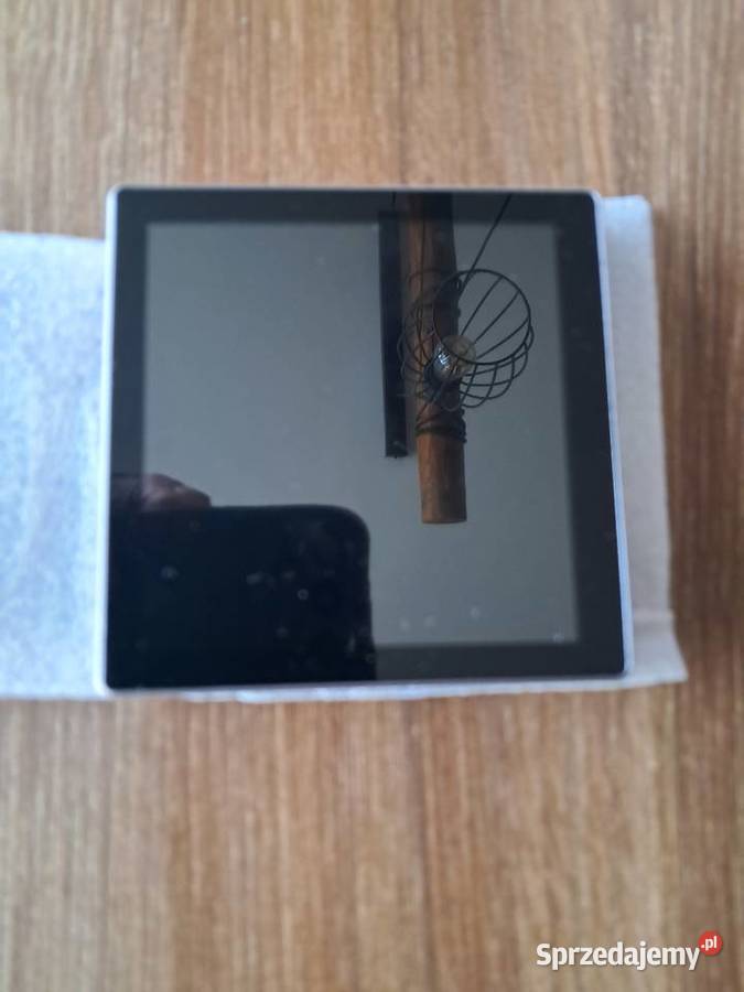 nowy dotykowy panel sterowania ESP3240 WiFi i Sandomierz