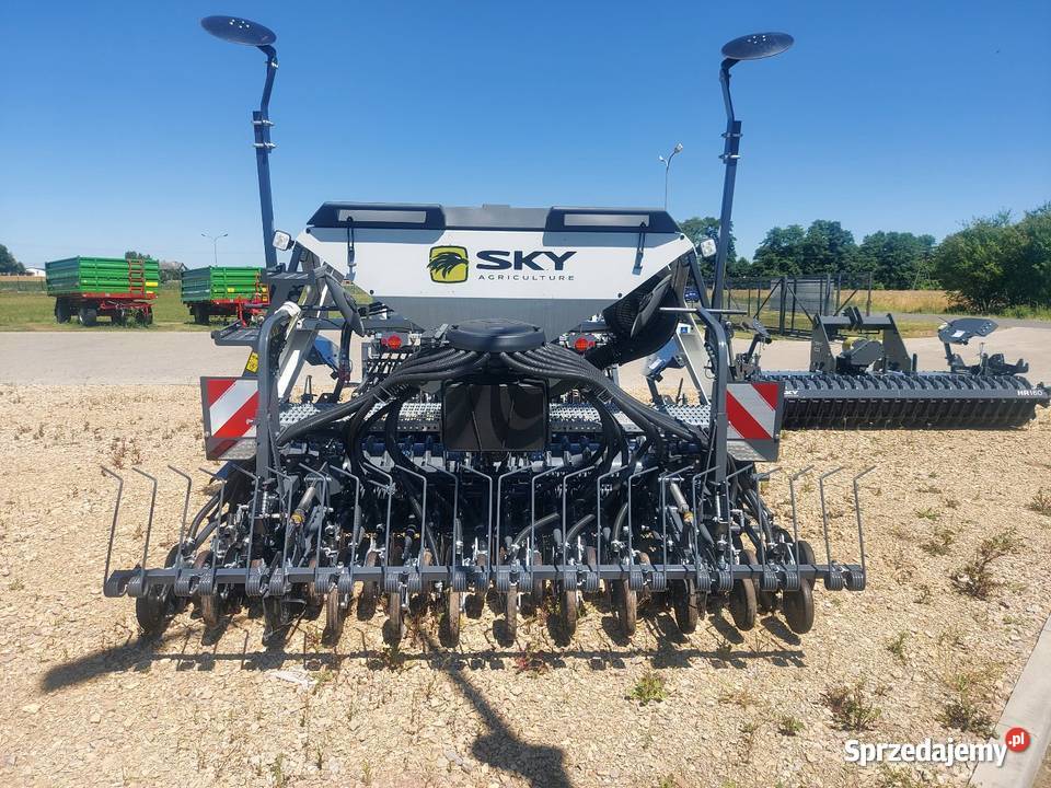 Zestaw uprawowosiewny 3m SKY sulky siewnik z Kłodawa