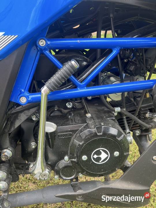 Motorower barton 50 cc kolor niebieski 4000 garażowany