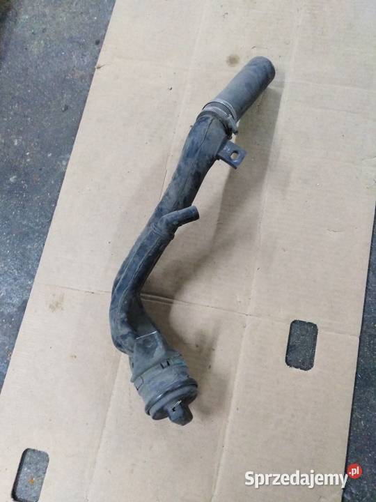Wlew paliwa rura bmw e39 touring benzyna Wlewy paliwa
