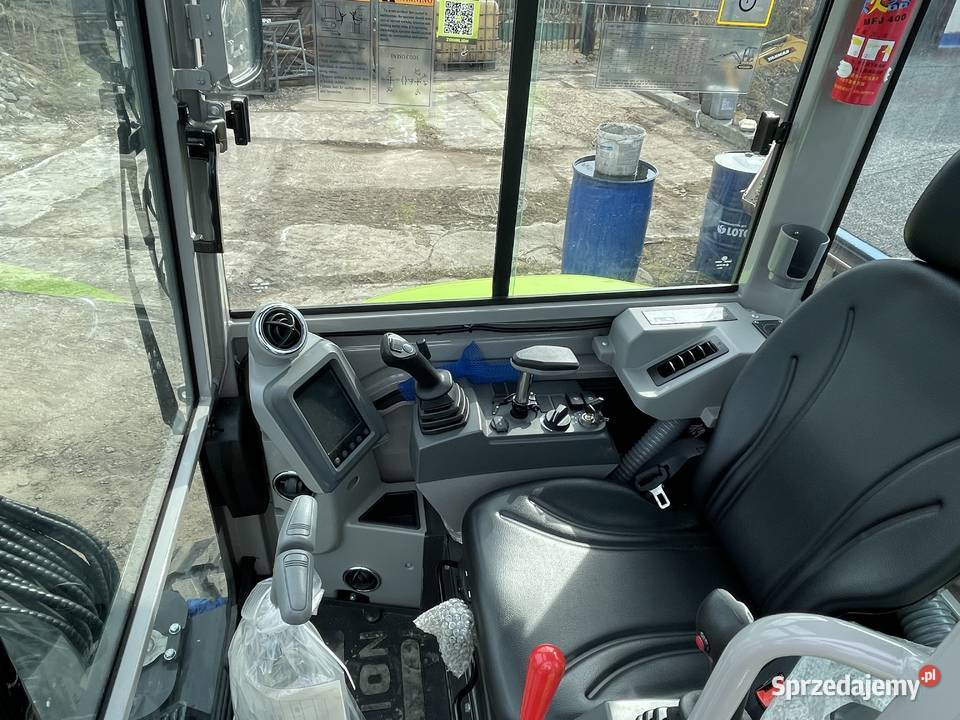 NOWA koparkaminikoparka 35T ZOOMLION ZE35GU Łódź