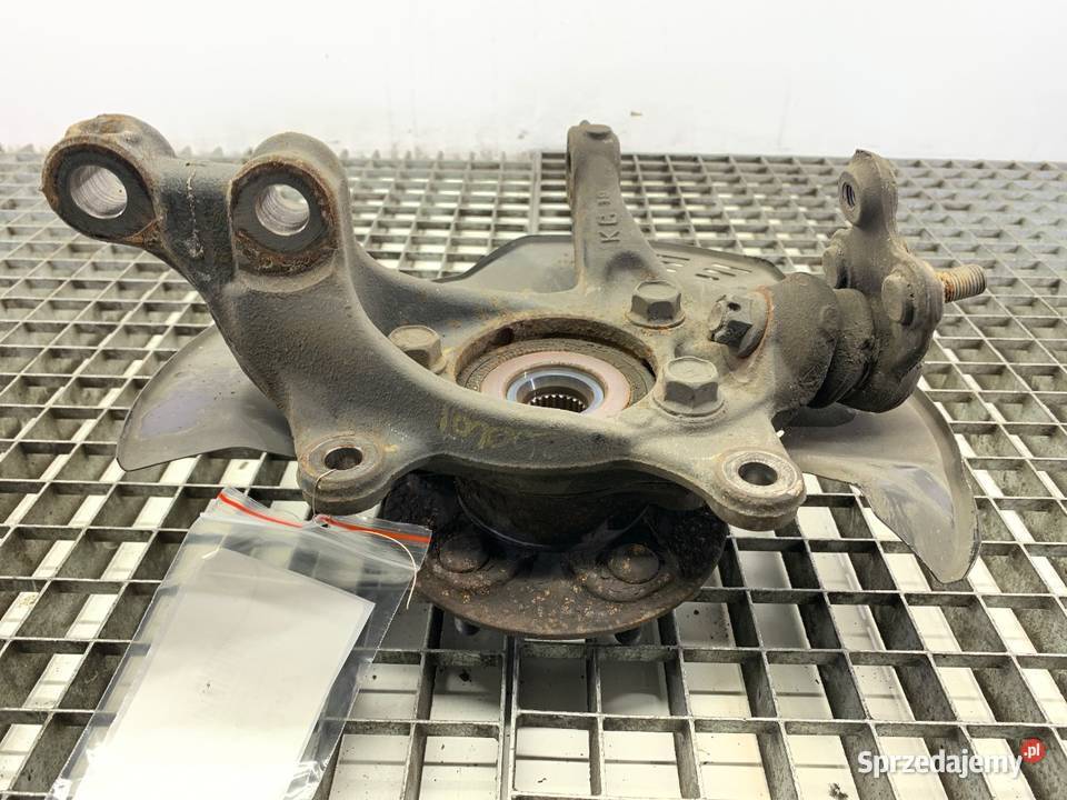 ZWROTNICA PRAWY PRZÓD TOYOTA COROLLA E21 18 98 osobowe Zwrotnice podkarpackie