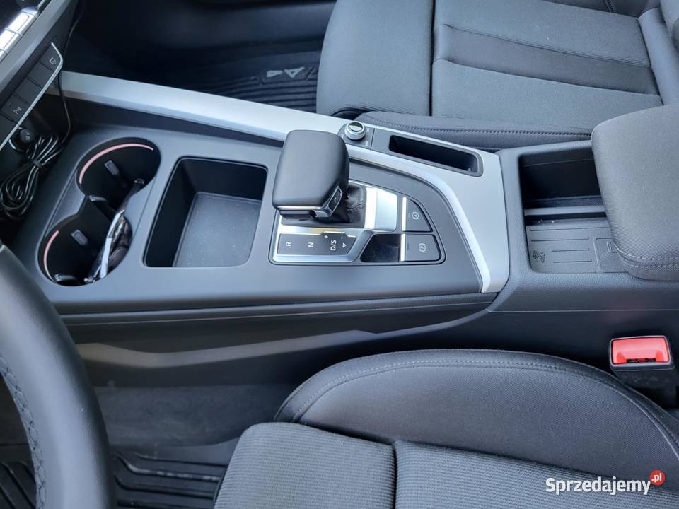 Sprzedam samochód marki AUDI A4 AVANT S line 35 kupiony w polskim salonie śląskie Jasienica