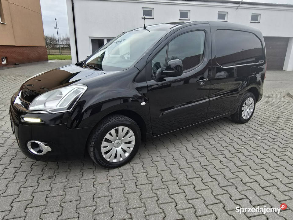 Citroen Berlingo 16hdi 3 światła przeciwmgłowe łódzkie Kutno