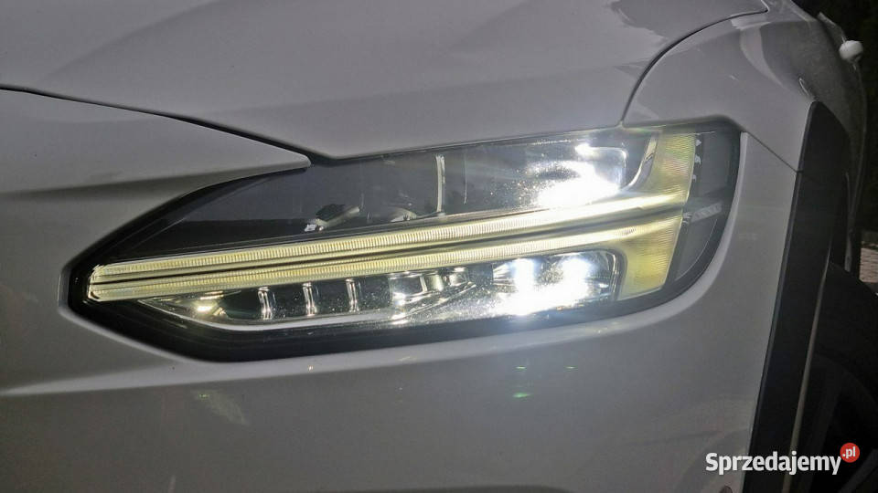Volvo V90 Cross Country Bogata Wersja 190 elektrycznie ustawiane fotele Volvo mazowieckie Płońsk