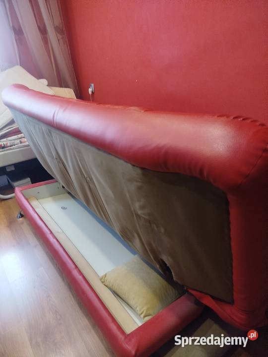 Czerwona skórzana wersalka 2 fotele Poręba sprzedam