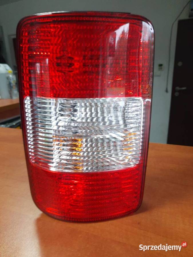 Nowa Lampa tylna z listwą żarówkową Volkswagen Części samochodowe śląskie Wodzisław Śląski