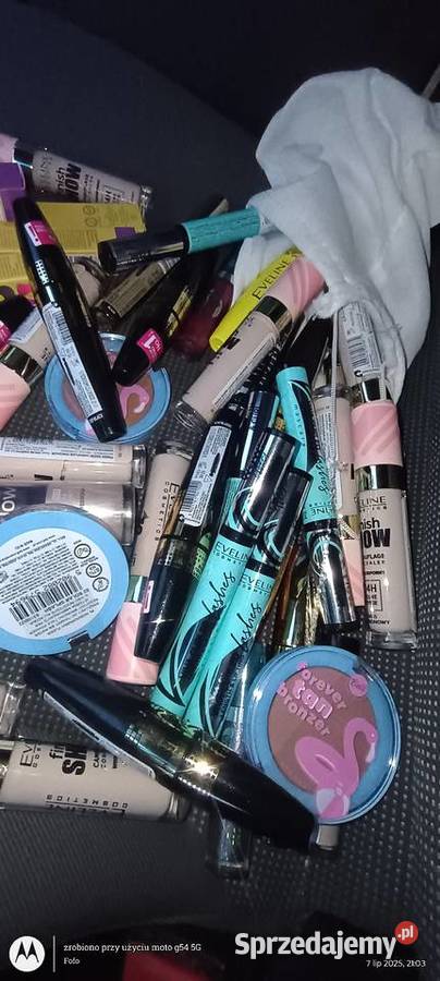 Sprzedam nowe kosmetyki damskie Dla kobiet śląskie
