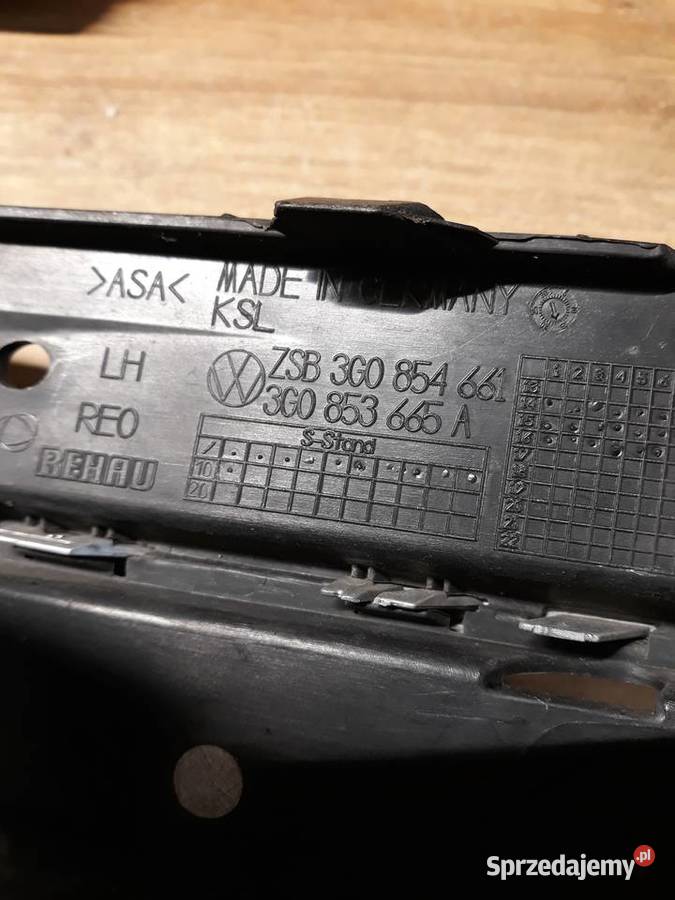 VW PASSAT B8 3G0 KRATKA LEWA ZDERZAKA PRZÓD Karoseria