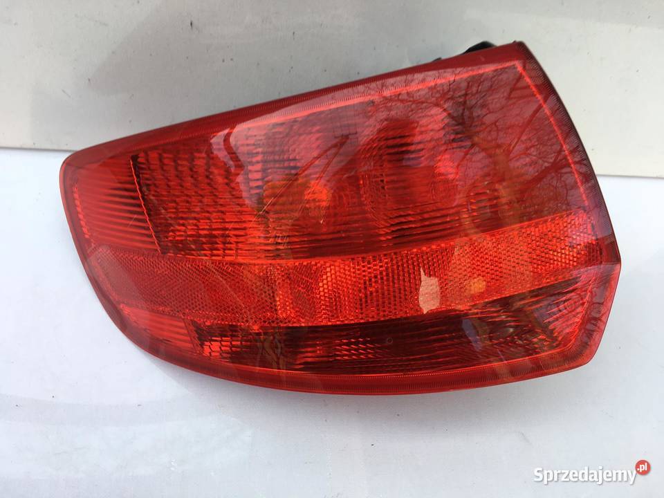 AUDI A3 KOMBI LEWA LAMPA TYŁ Lampy tylne Ostroróg