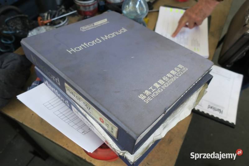 Pionowe frezarskie centrum obróbcze Hartford sprzedam