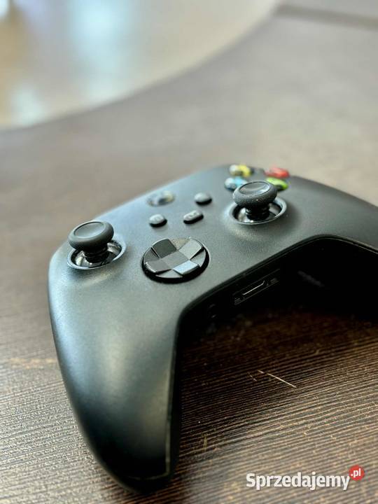 Kontroler Pad do Xbox OneSX Czarny Elbląg