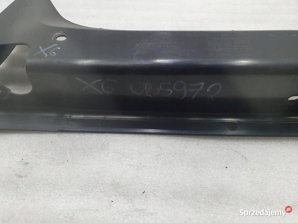 OSŁONA KLAPY BAGAŻNIKA PRAWA 7190776 BMW E71 X6 sprzedam