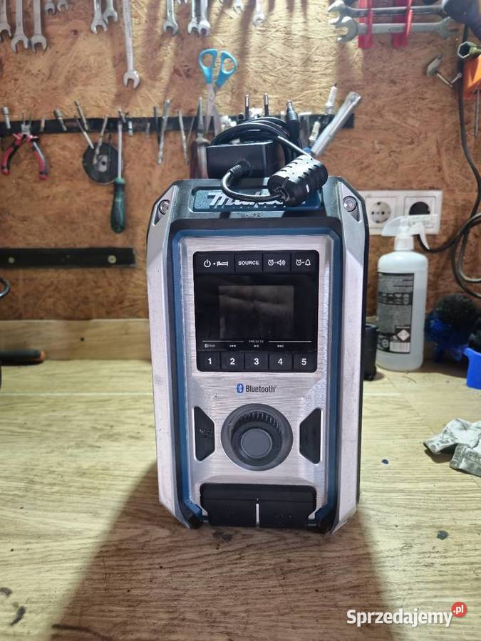 Radio Makita Lipiny