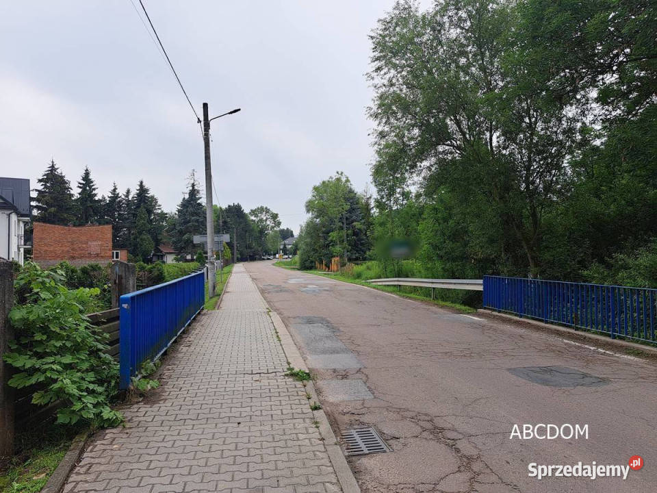 Baranówka dom wolnostojący z dzialka 400m2 asfalt