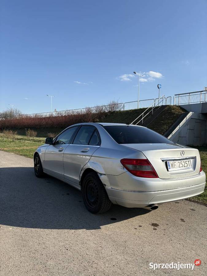 MERCEDES W204 18 kompresor 184 Benzyna GAZ nieuszkodzony Rzeszów