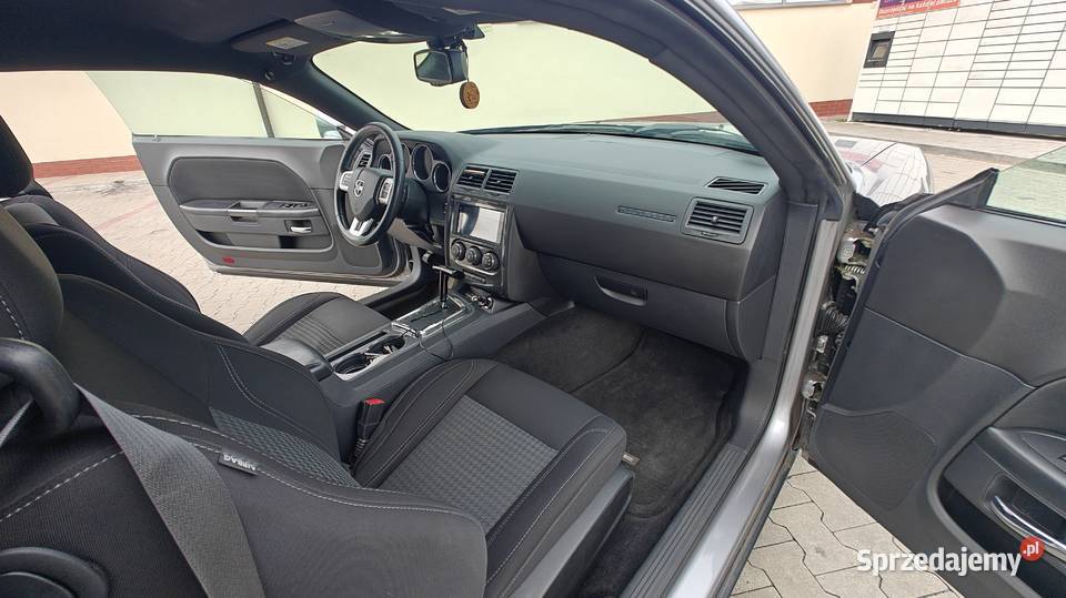Dodge Challenger 36 V6 2014 benzynaLPG sprzedam 3604cm3 śląskie