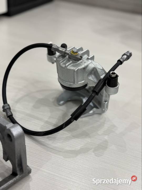 Zacisk hamulcowy NOWY Kilka Sztuk Czytaj Opis