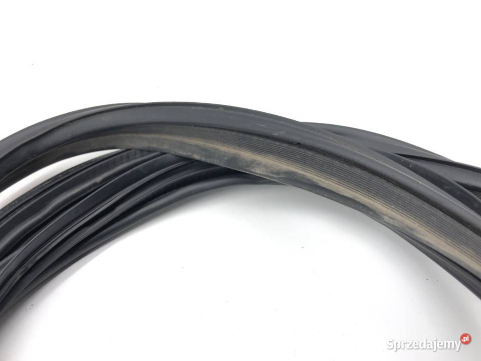 USZCZELKA KLAPY BAGAŻNIKA LEXUS LBX Crossover podkarpackie