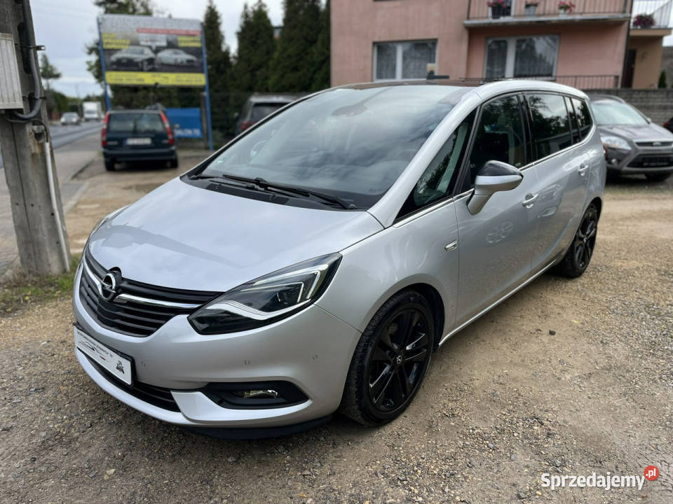Opel Zafira 20 Automat Navi Kamera Tempomat BEZ lakier metallic