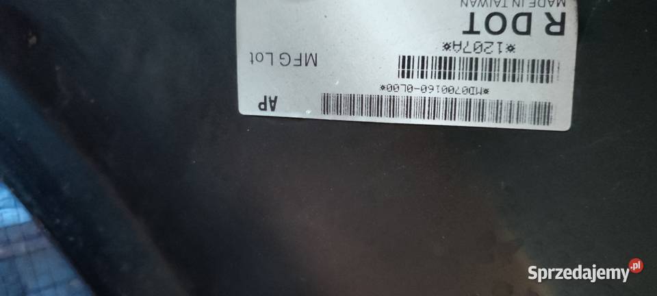 Błotnik lewy mercedes W 203 C 220 części blacharskie lubelskie Zamość