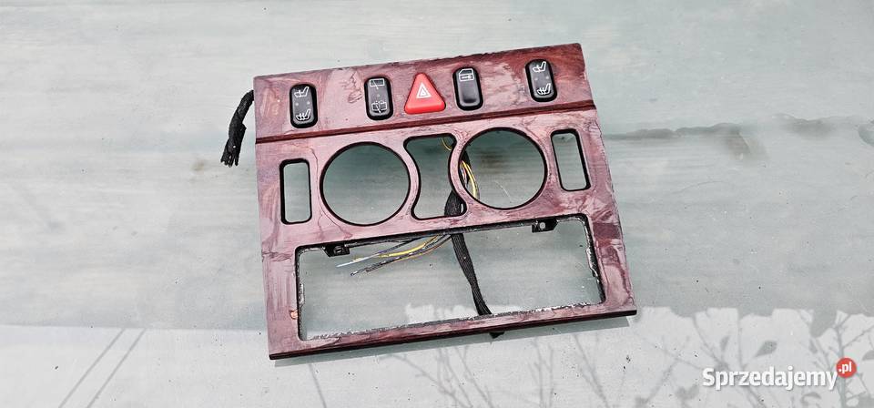 Ramka radia dekor mercedes w210 2106830308 osobowe Zbąszyń