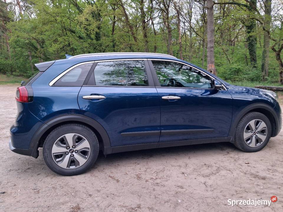 Kia Niro Hybryda salon Polska niski przebieg
