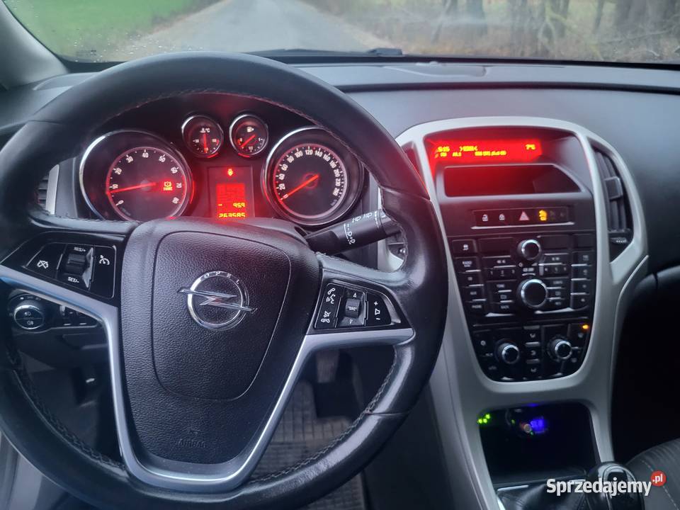 Opel Atra J 14 Turbo Rok produkcji 2011 Astra Siedlce sprzedam