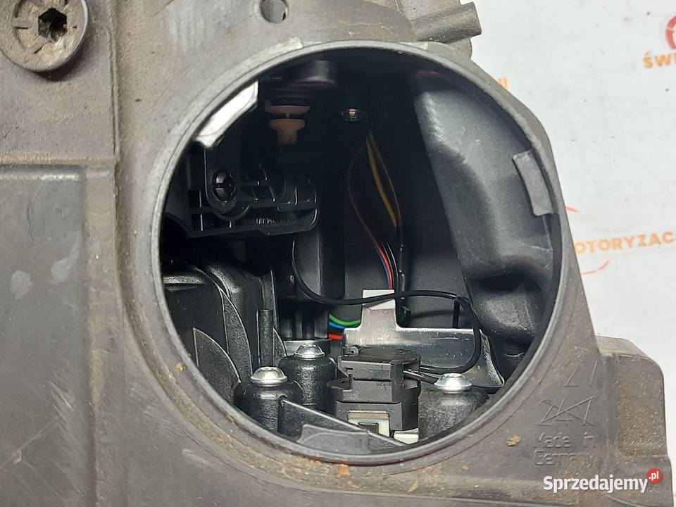 BMW F10 10r lampa prawa przód 7203242 ANGLIK Kielce